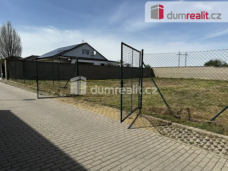 Prodej stavebního pozemku 801 m²