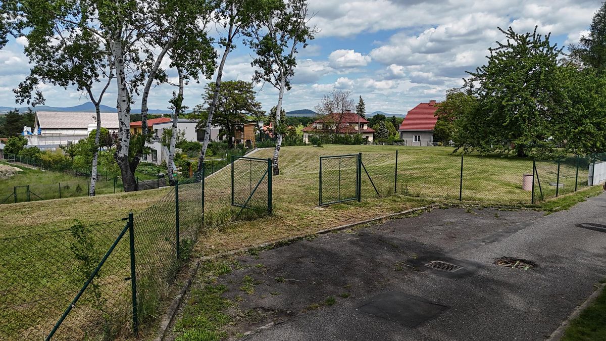 Prodej stavebního pozemku 2447 m² – fotografie 5