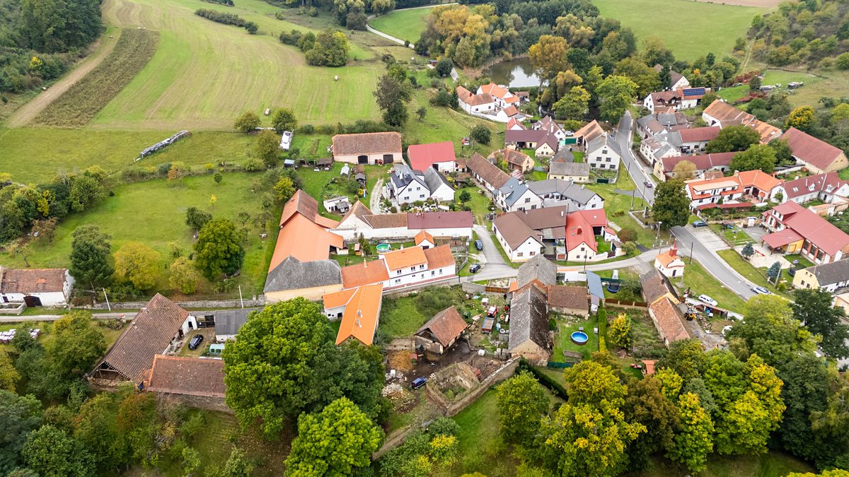 Prodej zemědělské usedlosti 100 m², pozemek 2441 m² – fotografie 5