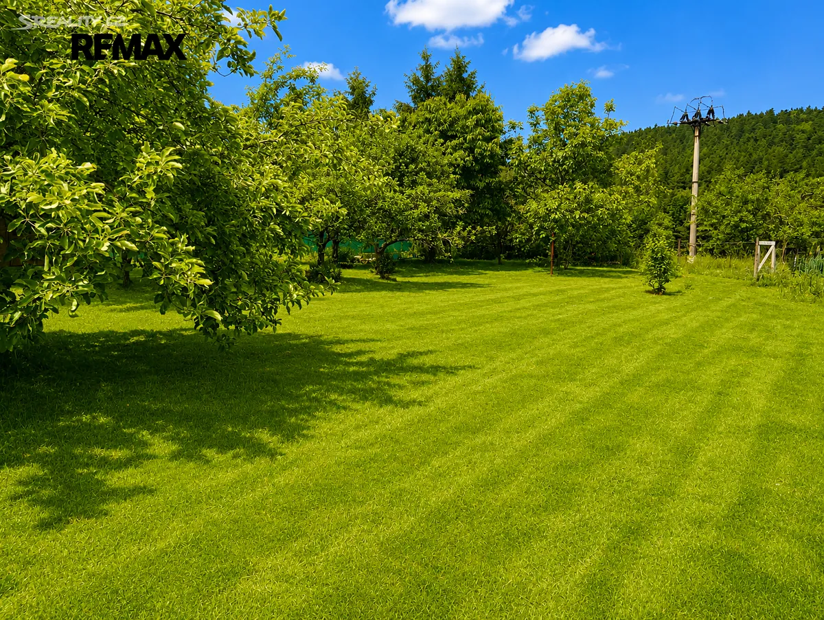 Prodej stavebního pozemku 999 m², Olešnice