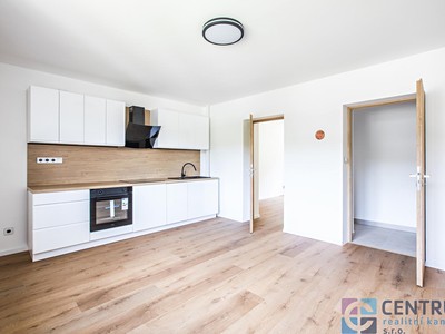 Pronájem bytu 2+kk 38 m²