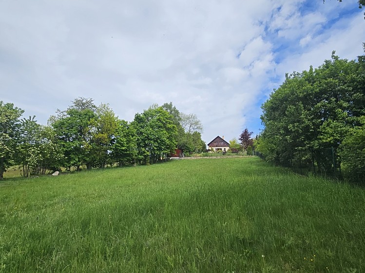 Grundstück zum Kauf, 2.075 m² (2 von 9)