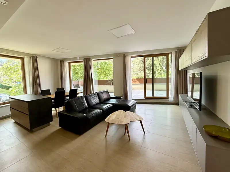Pronájem bytu 3+kk 80 m², Praha – náhled fotky 1
