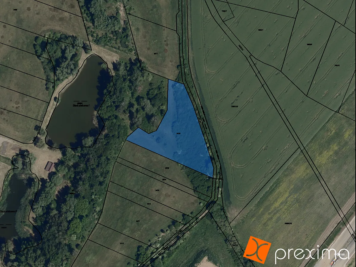 Prodej podílu 491/20536 pole 112 m²