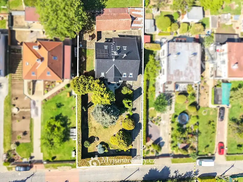 Prodej rodinného domu 240 m², pozemek 1139 m², Nový Šaldorf-Sedlešovice – náhled fotky 3