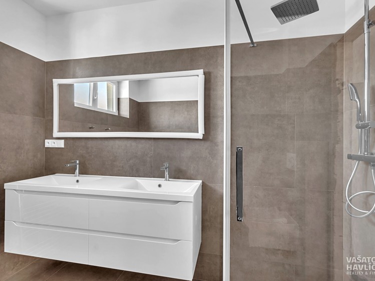 Pronájem domu, 150 m² (26 z 29)