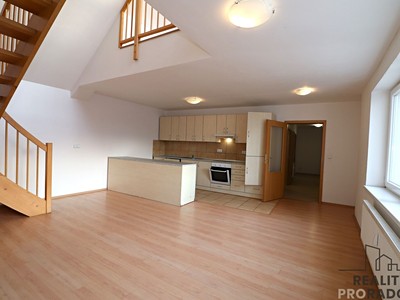 Pronájem bytu 3+kk 105 m²