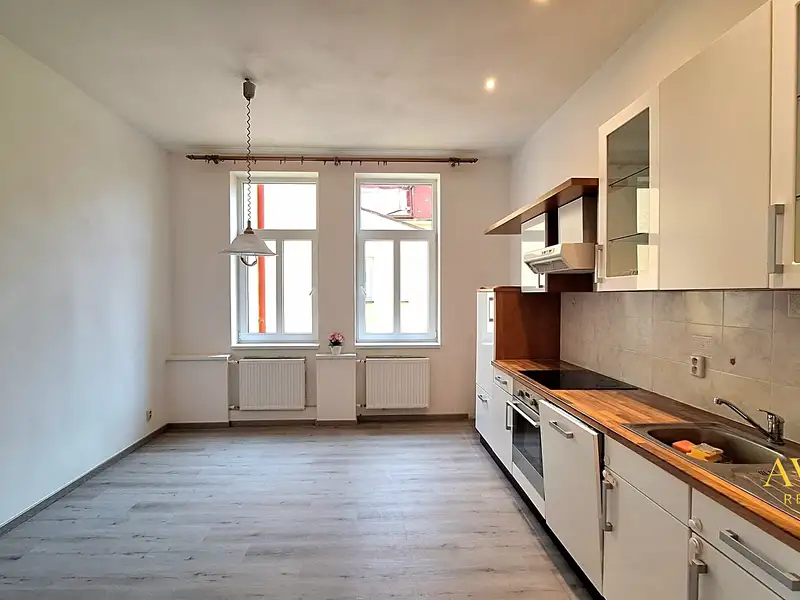 Prodej bytu 2+1 74 m², Mariánské Lázně – náhled fotky 2