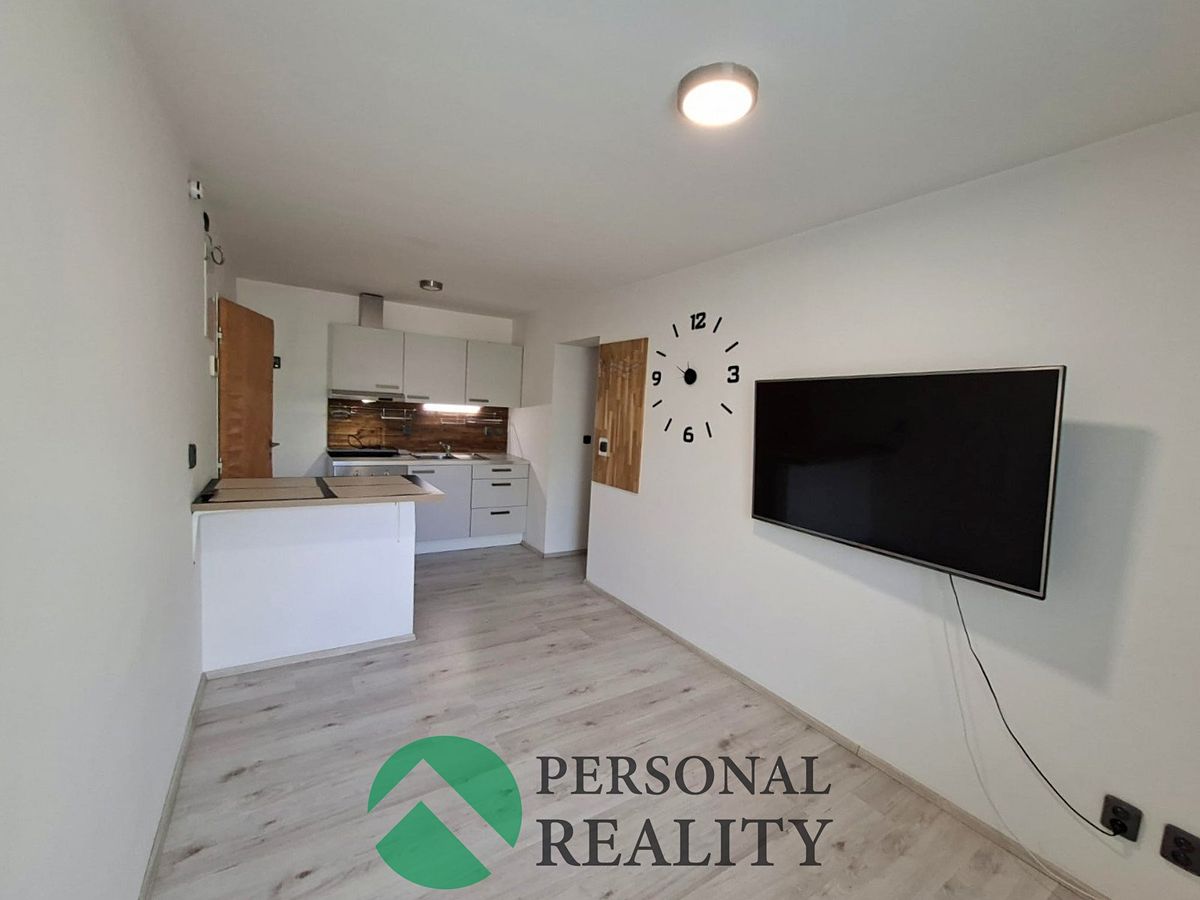 Pronájem bytu 2+kk 37 m²
