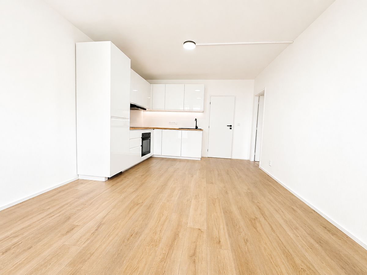 Prodej bytu 4+kk 80 m² – fotografie 3