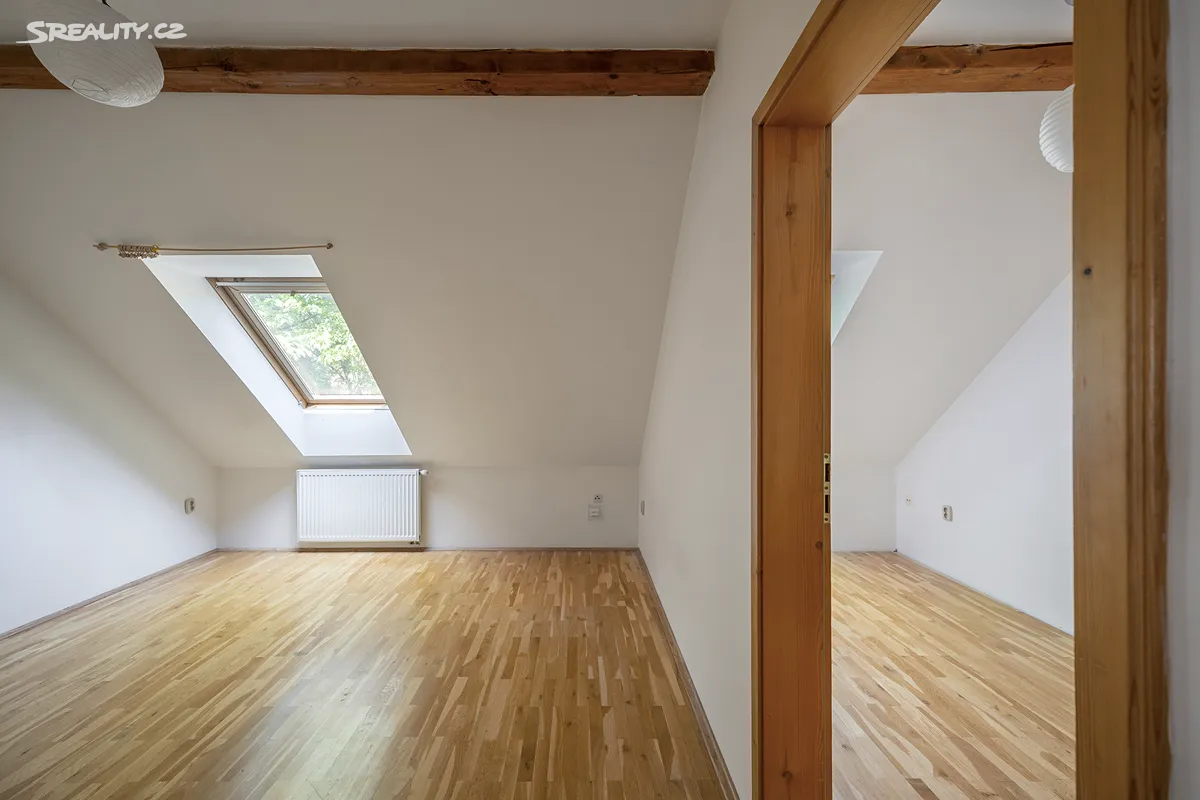 Prodej bytu 4+kk 200 m² – další
