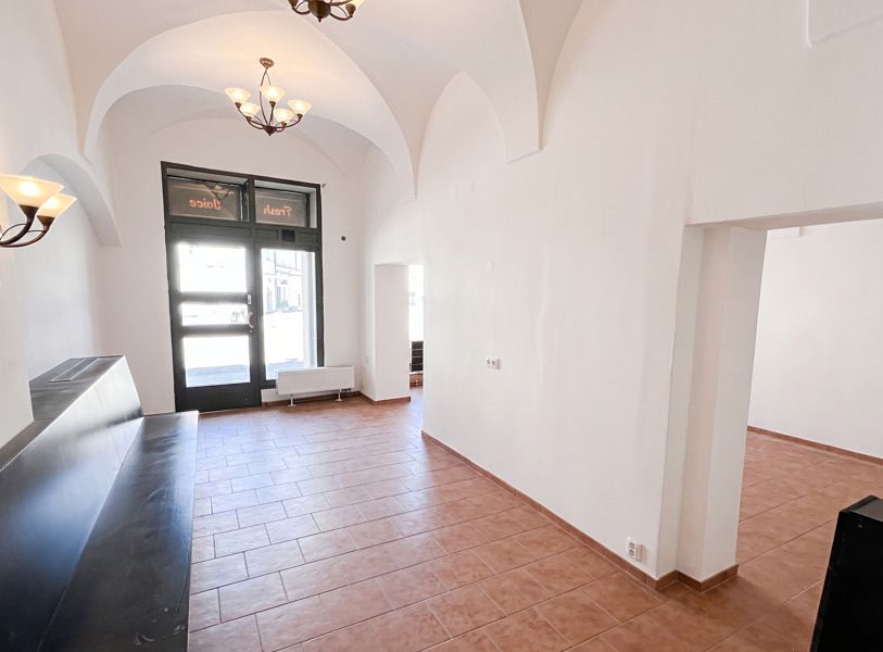 Pronájem obchodního prostoru 94 m² – fotografie 3