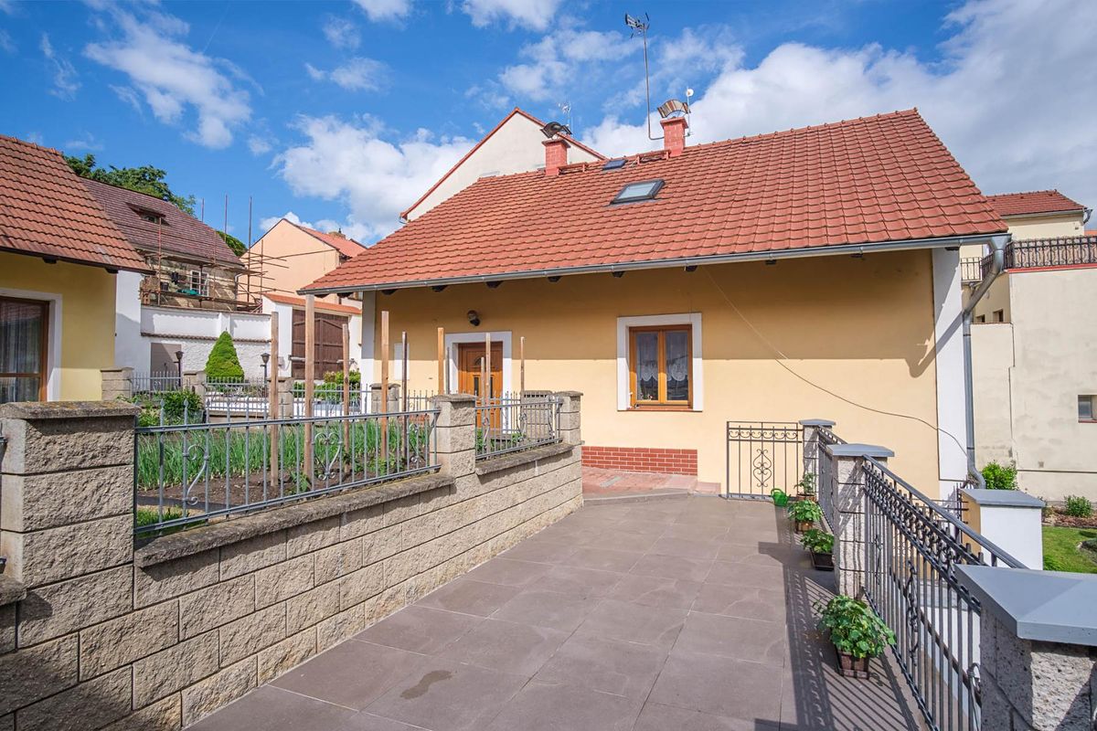 Prodej rodinného domu 245 m², pozemek 1198 m² – fotografie 5