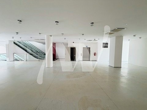 Gewerbefläche zur Miete, 306 m² (2 von 12)