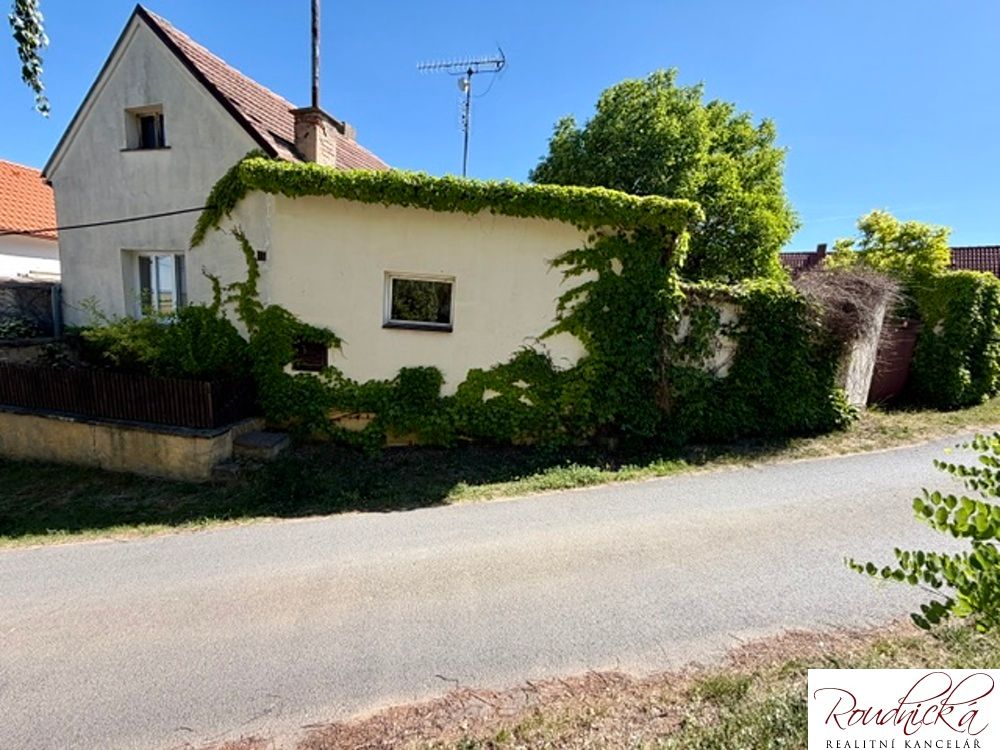 Prodej rodinného domu 113 m², pozemek 234 m² – fotografie 2