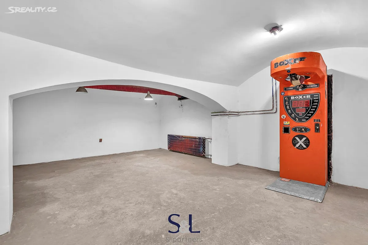 Prodej obchodního prostoru 222 m² – pohled 3