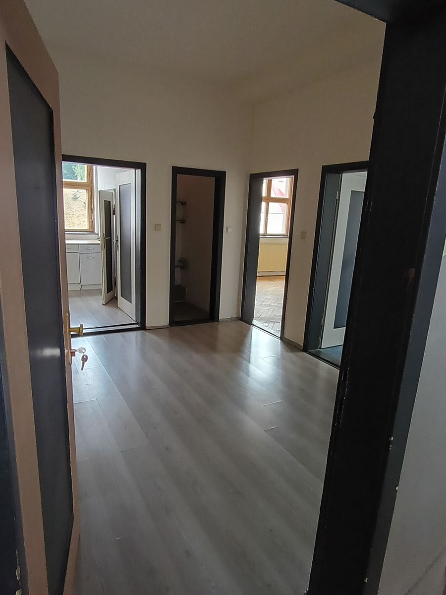 Pronájem bytu 4+1 91 m²