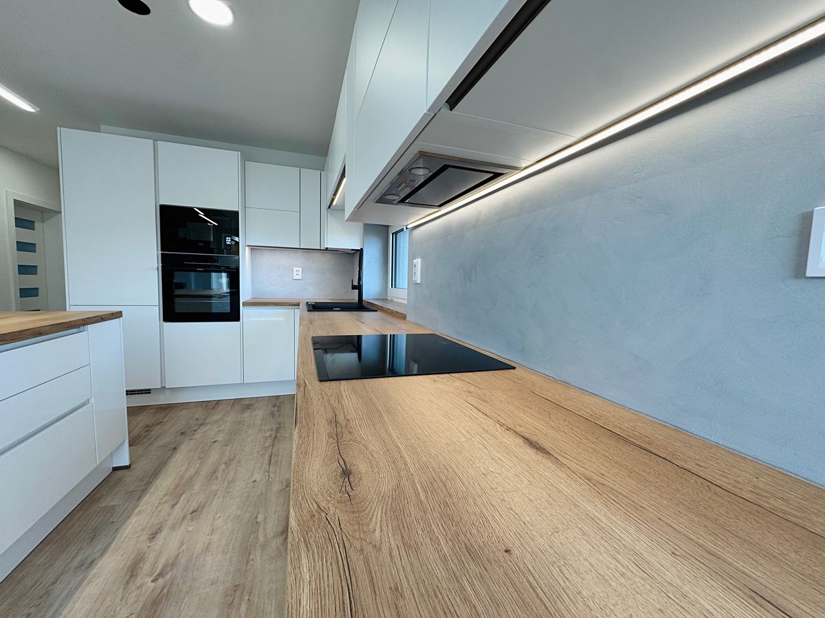 Prodej rodinného domu 178 m², pozemek 987 m² – fotografie 5
