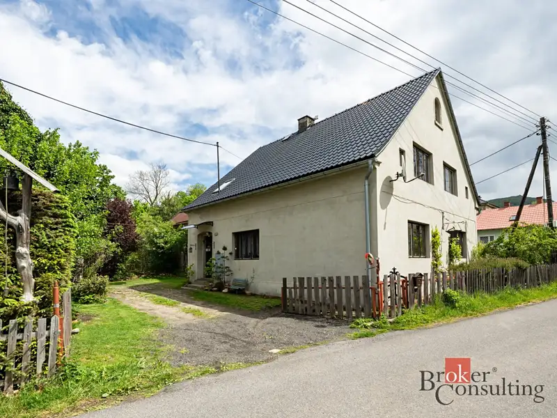 Prodej rodinného domu 284 m², pozemek 512 m², Bílý Potok – náhled fotky 1