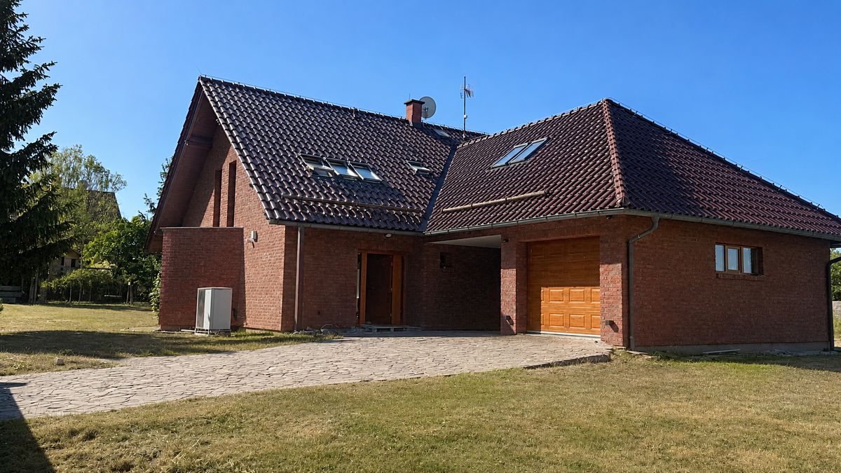 Prodej rodinného domu 165 m², pozemek 1613 m²