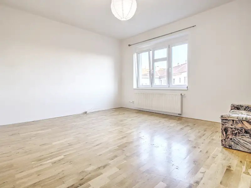 Pronájem bytu 1+kk 33 m², Praha – náhled fotky 2