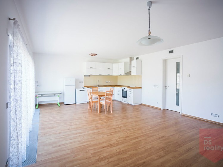 Квартира 2+kk на продаж, 79 м² (1 з 14)