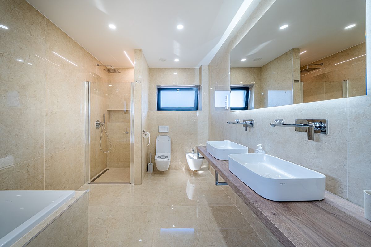 Prodej rodinného domu 178 m², pozemek 972 m² – fotografie 3