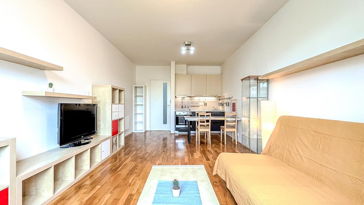 Pronájem bytu 1+kk 32 m²