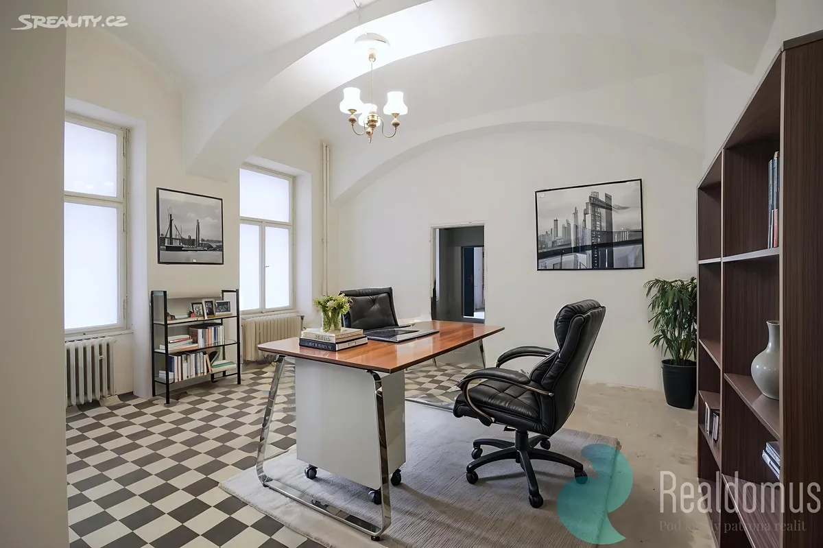 Pronájem kanceláře 76 m², Praha