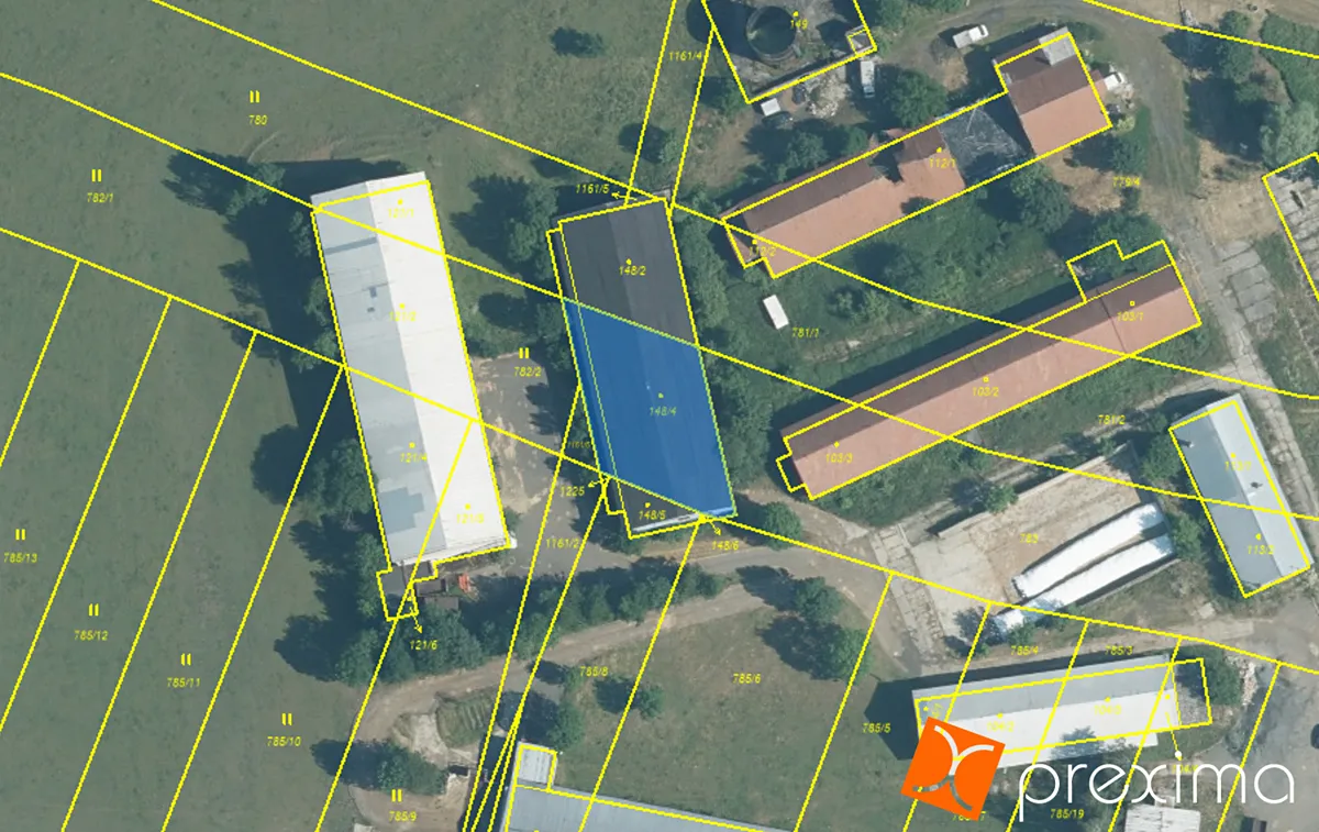 Prodej podílu 3/8 pozemku 36856 m²