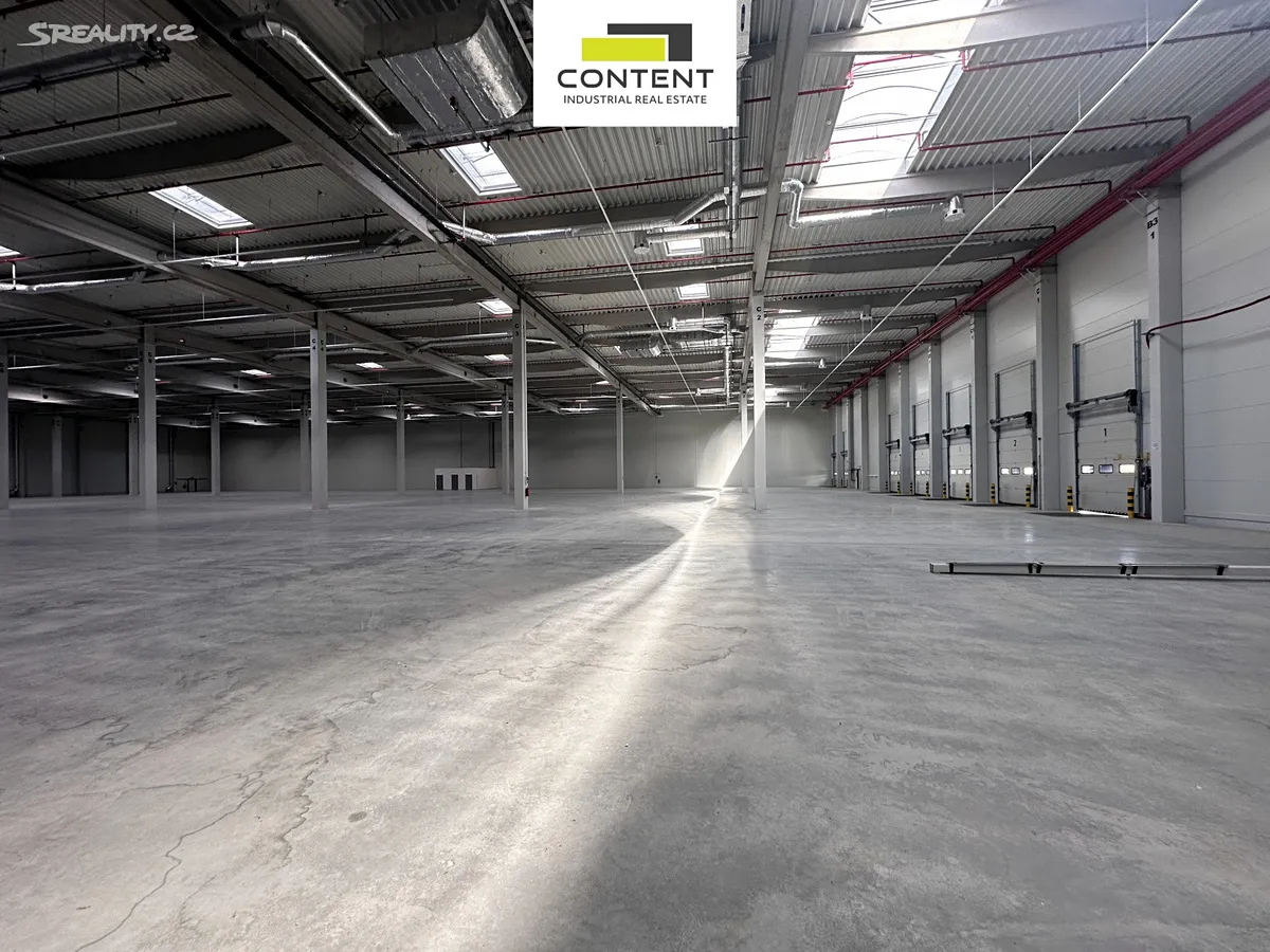 Pronájem výrobní haly, prostoru 19825 m² – pohled 3