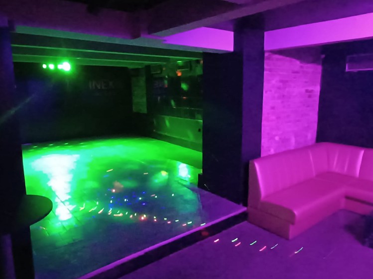 Pronájem komerčního prostoru, 350 m² (7 z 14)
