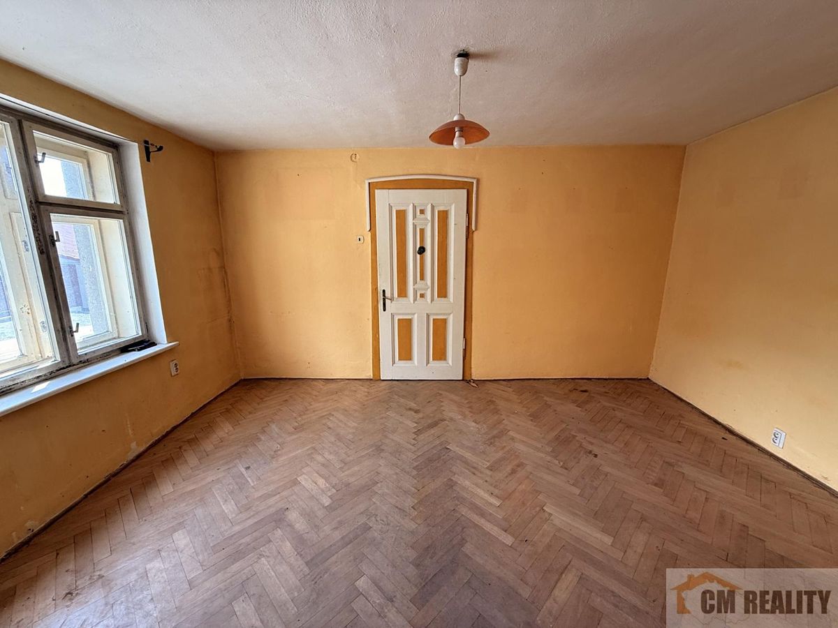 Prodej rodinného domu 103 m², pozemek 388 m² – fotografie 2