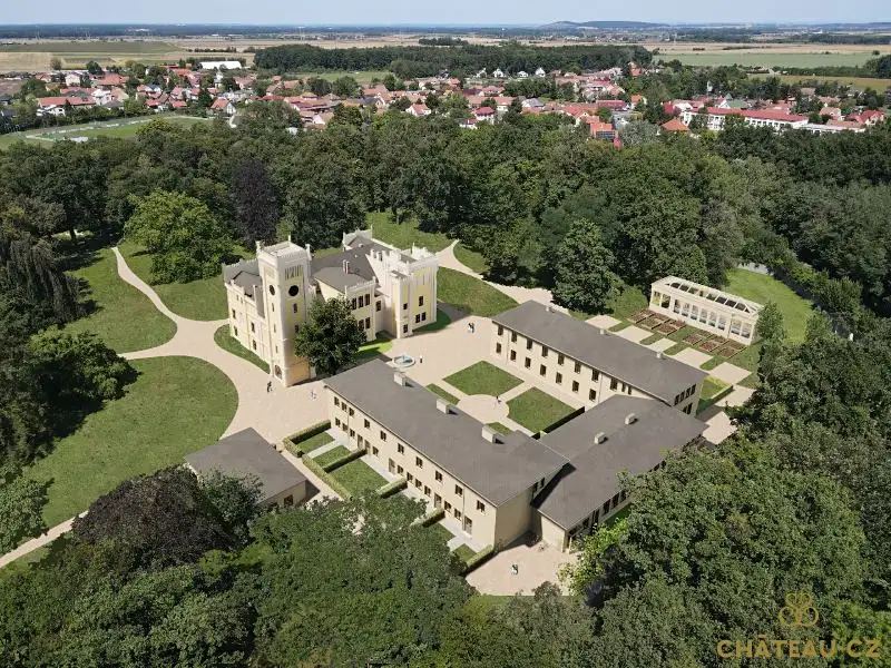 Prodej bytu 2+kk 58 m², Býchory – náhled fotky 1