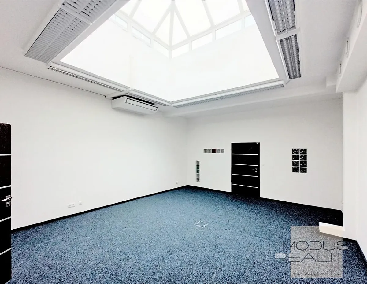 Pronájem kanceláře 38 m²