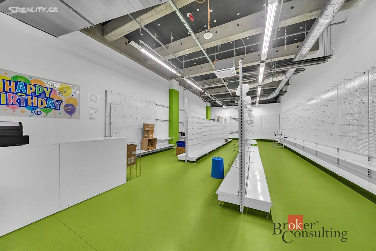 Pronájem obchodního prostoru 88 m², Hradec Králové