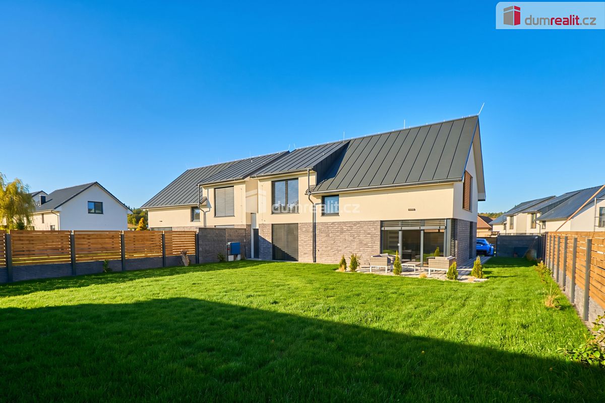 Prodej rodinného domu 160 m², pozemek 470 m² – fotografie 5