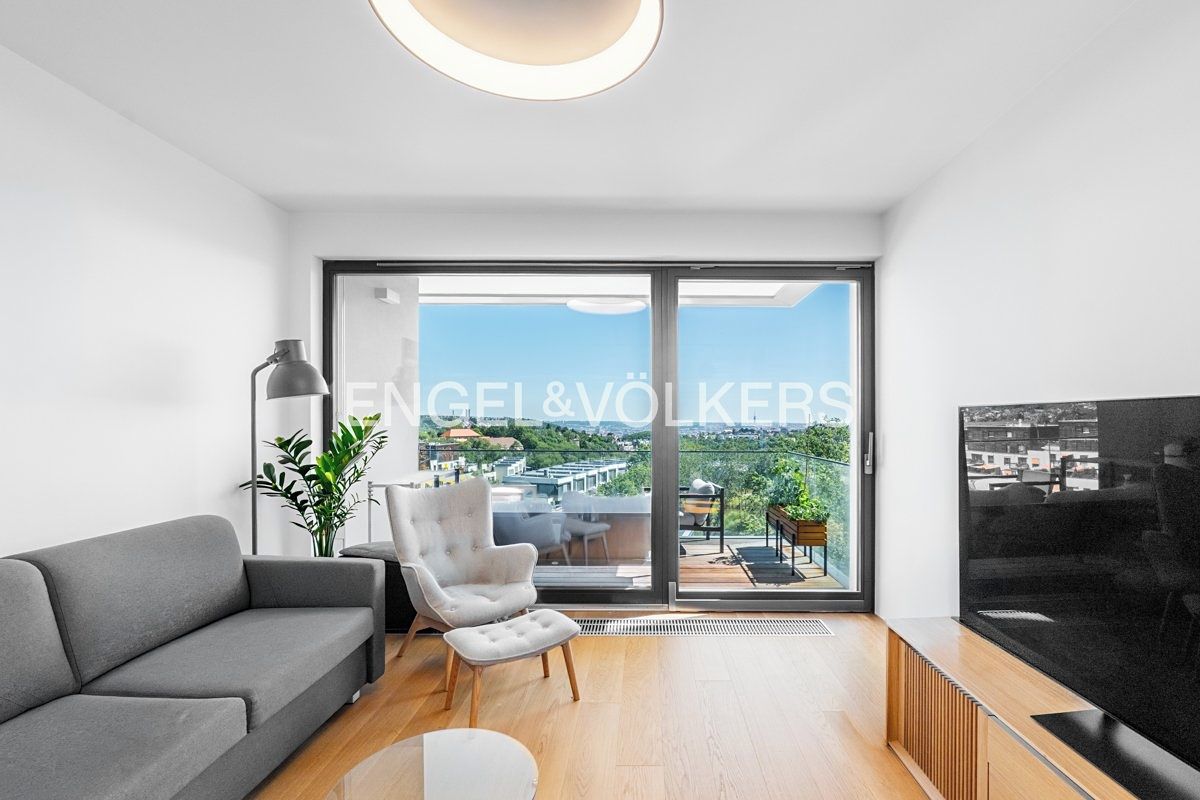 Pronájem bytu 3+kk 88 m²