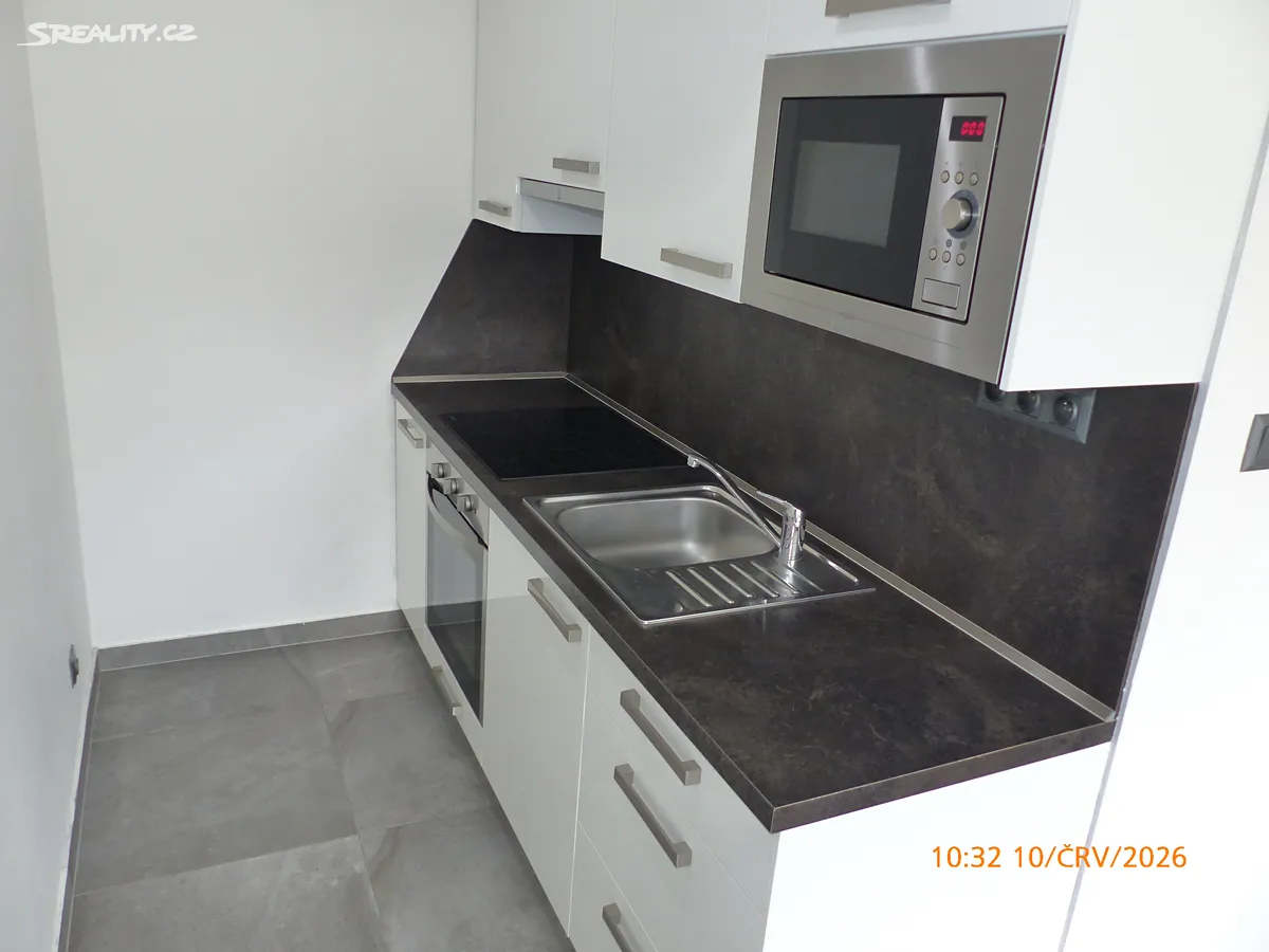 Pronájem bytu 2+kk 40 m², Most