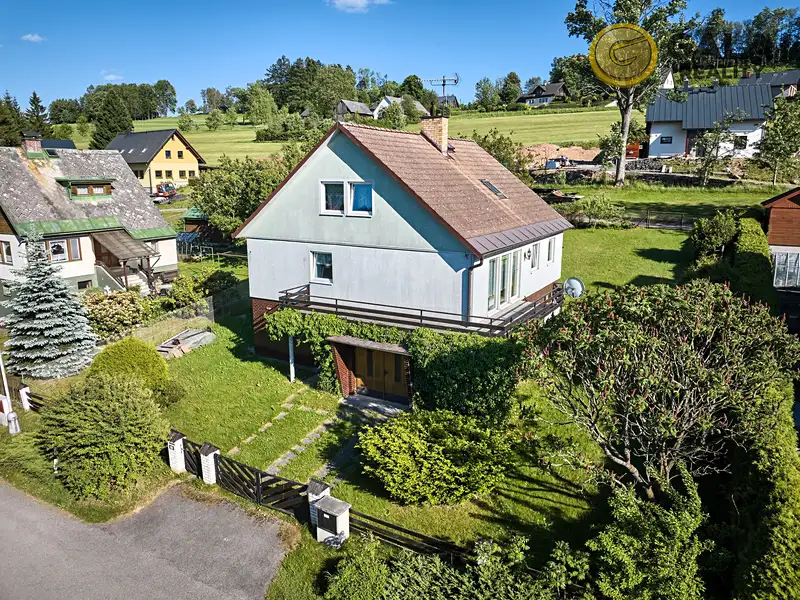 Prodej rodinného domu 250 m², pozemek 794 m², Jilemnice – náhled fotky 1