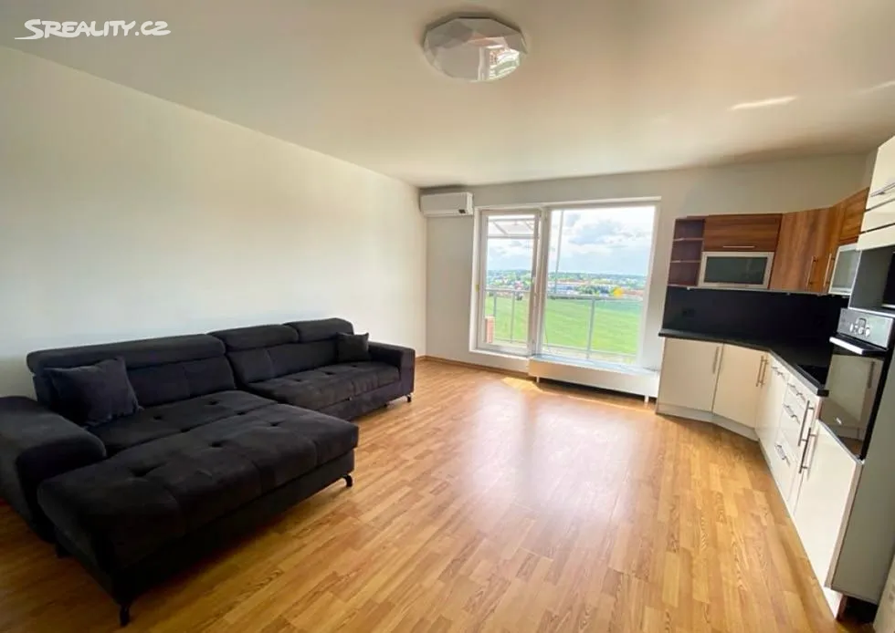 Prodej bytu 2+kk 59 m², Hostivice