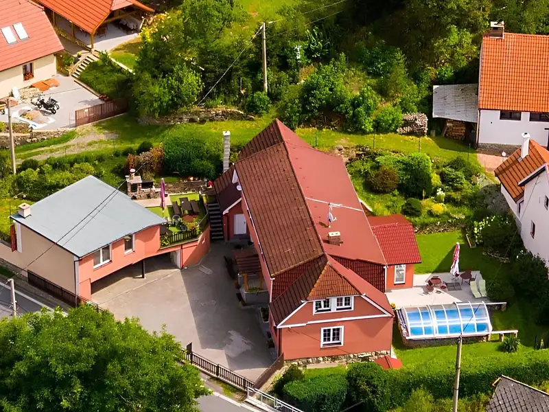 Prodej ubytovacího zařízení 398 m², Nezdice na Šumavě – náhled fotky 1