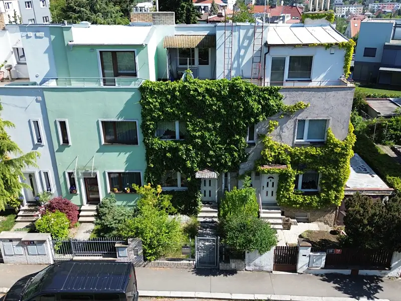 Prodej rodinného domu 95 m², pozemek 192 m², Praha – náhled fotky 1