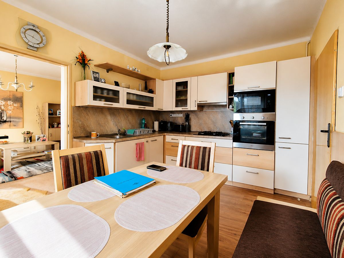 Prodej rodinného domu 102 m², pozemek 550 m² – fotografie 5