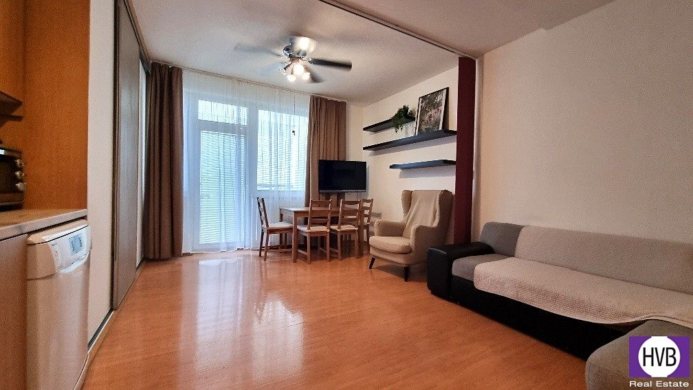 Pronájem bytu 1+kk 33 m²