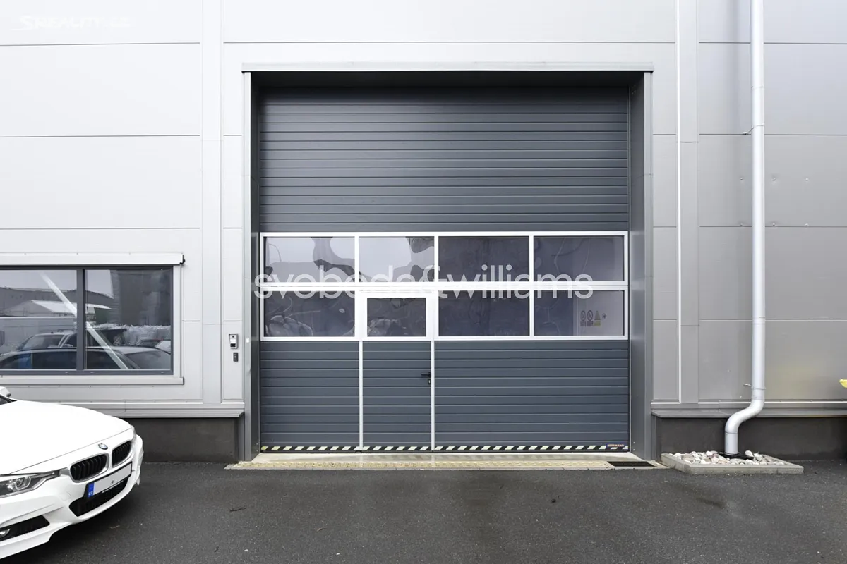 Pronájem výrobní haly, prostoru 1380 m² – pohled 5