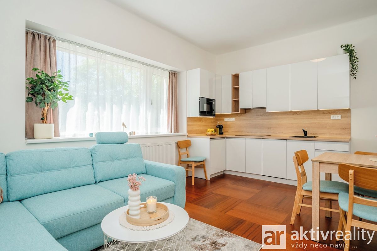 Pronájem bytu 2+kk 38 m²