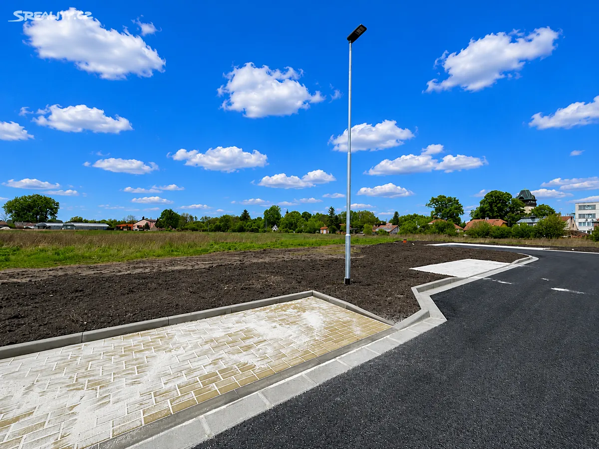 Prodej stavebního pozemku 1057 m², Dašice
