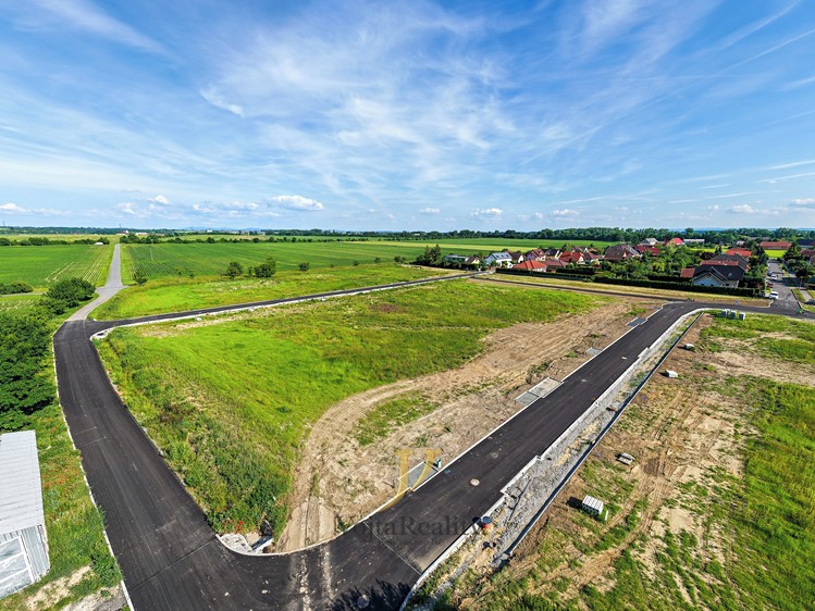 Prodej pozemku, 1 024 m² (5 z 8)