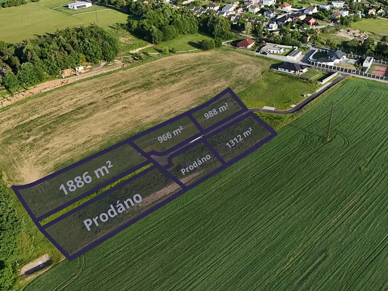 Prodej stavebního pozemku 1886 m², Hůry – náhled fotky 1